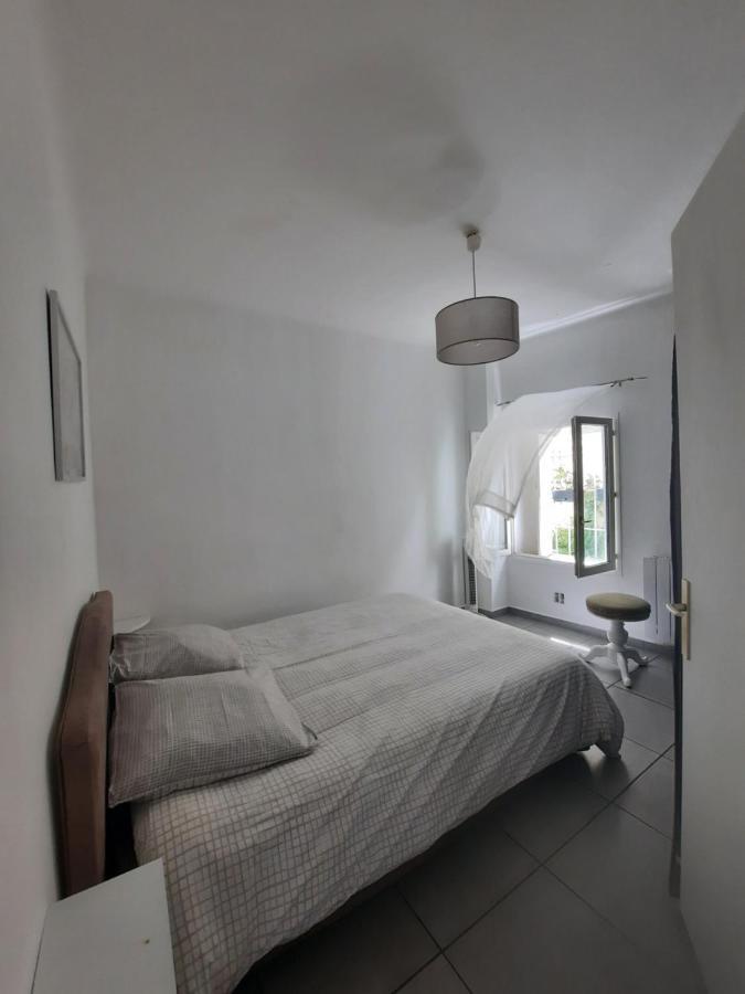 Agreable Appartement T2 Proche Centre Nîmes Eksteriør bilde